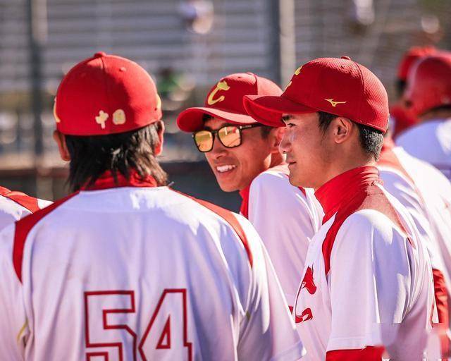 道奇豪掷3.5亿，MLB变金钱游戏？小球队逆袭打脸，夺冠不靠钞能力