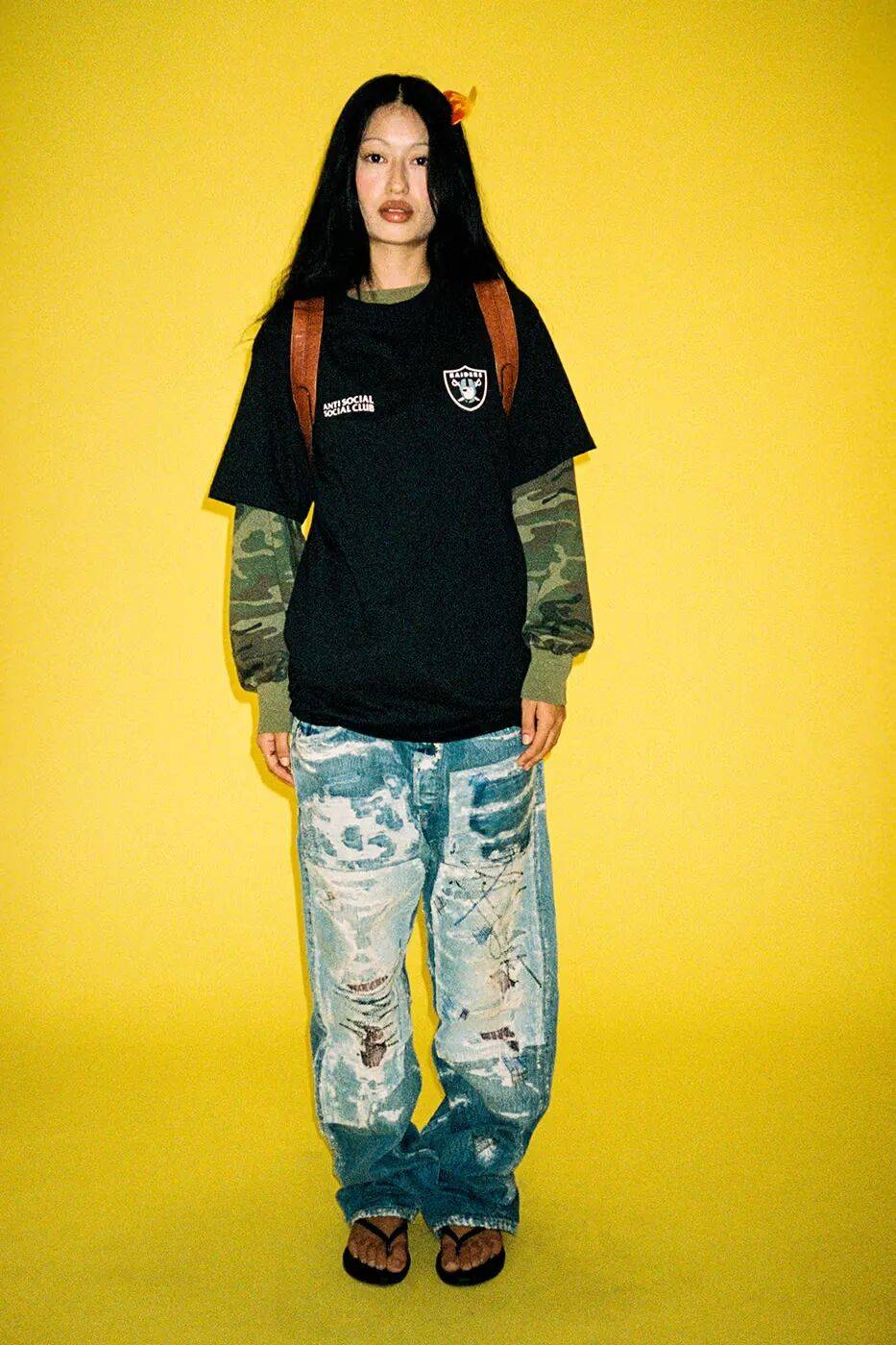 开云网址-涵盖 32 支 NFL 球隊(duì)！Anti Social Social Club x NFL 官(guān)方联名登场