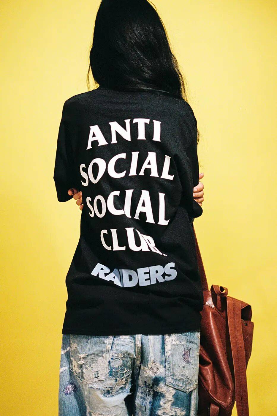 涵盖 32 支 NFL 球队！Anti Social Social Club x NFL 官方联名登场