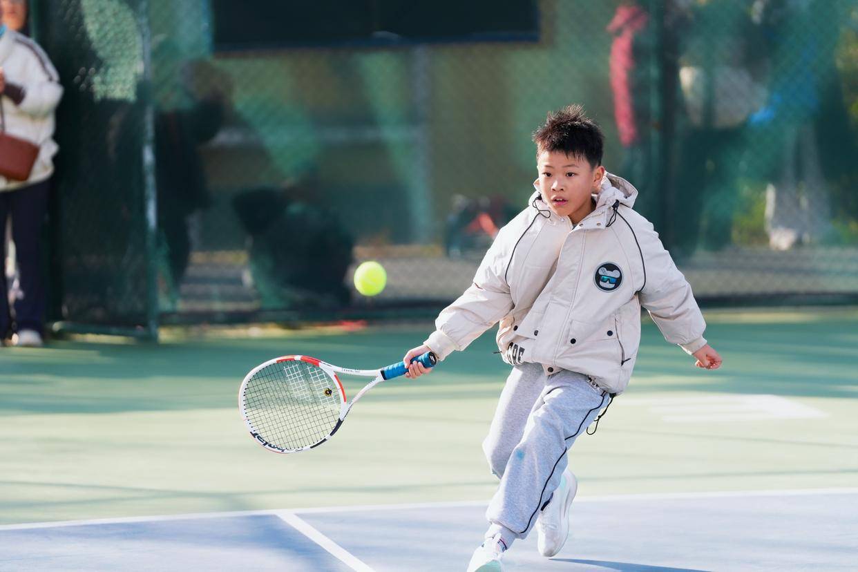 kaiyun-2025年惠(huì)济区中(zhōng)小学生(shēng)網(wǎng)球比赛開(kāi)拍